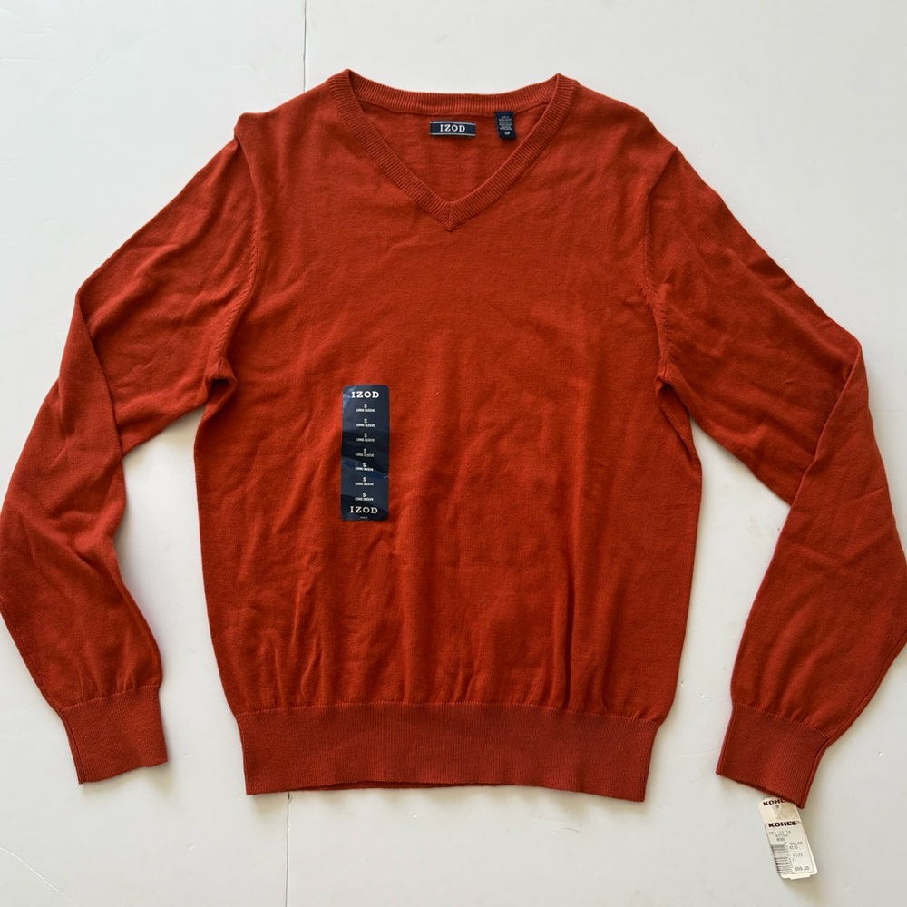 IZOD Men's V-Neck Sweater in Rust Small NEW